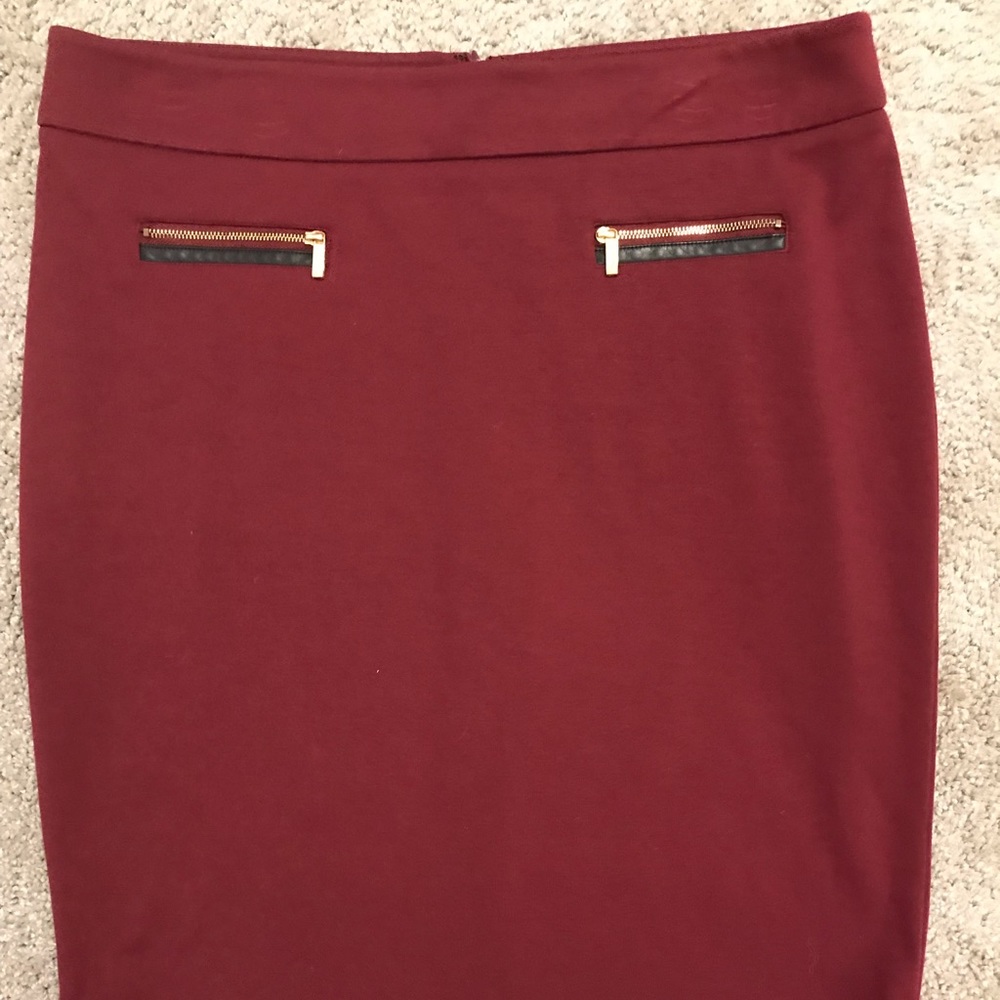 Calvin Klein Pencil skirt